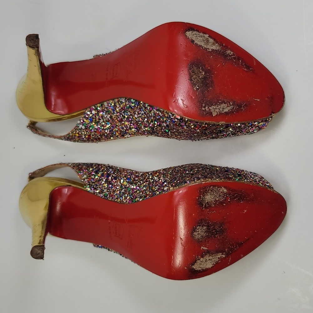 CHRISTIAN LOUBOUTIN Gold Glitter N Prive Peep-Toe Slingback 4.5" Heels / Size 38 - Picture 8 of 11